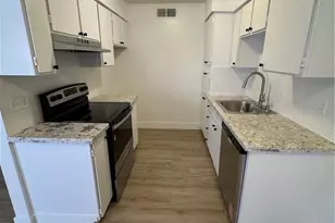 1550 Ashlan, Fresno, CA 93705 - Photo 2