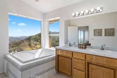 13750 Falcon Road, Atascadero, CA 93422 - Photo 20