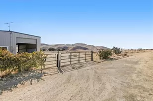 485 S 8 Th St, Shandon, CA 93461 - Photo 1