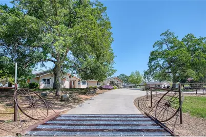 18486 Tollhouse Road, Clovis, CA 93619 - Photo 10