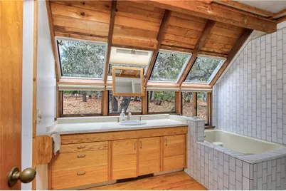 1021 Hillcrest, Cambria, CA 93428 - Photo 26