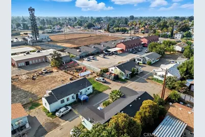 636 E Roosevelt, Visalia, CA 93292 - Photo 8