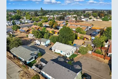 636 E Roosevelt, Visalia, CA 93292 - Photo 10