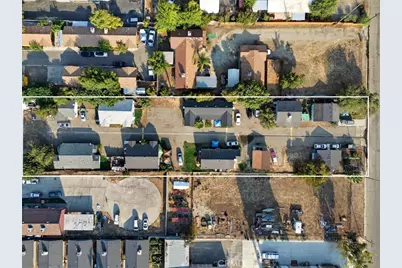 636 E Roosevelt, Visalia, CA 93292 - Photo 14