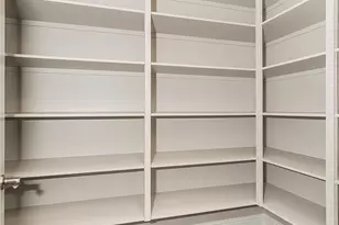 2315 E Courtside Dr, Fresno, CA 93730 - Photo 22