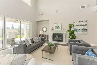2315 E Courtside Drive, Fresno, CA 93730 - Photo 8