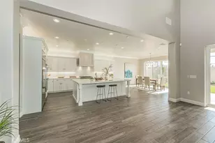 2315 E Courtside Dr, Fresno, CA 93730 - Photo 10