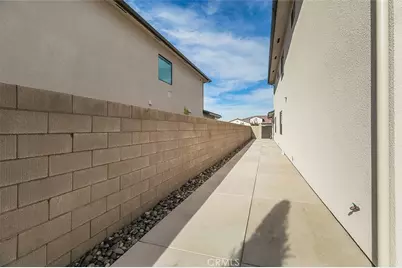 2315 E Courtside Drive, Fresno, CA 93730 - Photo 58