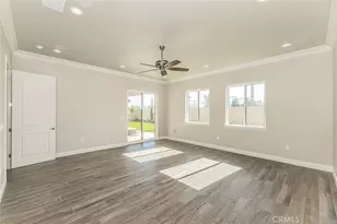 2315 E Courtside Dr, Fresno, CA 93730 - Photo 24
