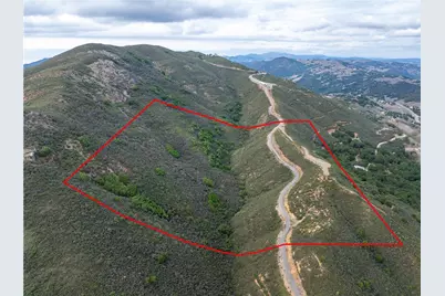 13730 Falcon, Atascadero, CA 93422 - Photo 2