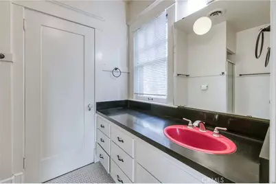 605 E Home Avenue, Fresno, CA 93728 - Photo 42