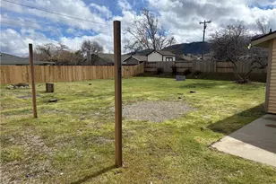 21320 Santa Barbara Dr, Tehachapi, CA 93561 - Photo 14