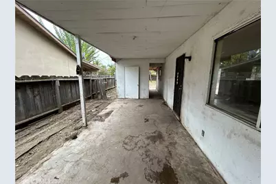 755 H, Parlier, CA 93648 - Photo 22