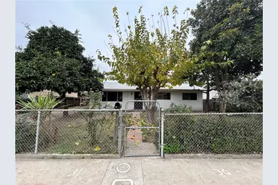 755 H, Parlier, CA 93648 - Photo 1