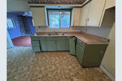 755 H, Parlier, CA 93648 - Photo 12