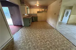 755 H, Parlier, CA 93648 - Photo 10