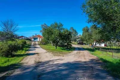 9750 Random Canyon Way, Creston, CA 93432 - Photo 4