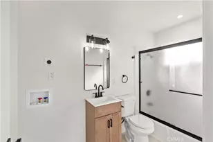 2222 11th, Sacramento, CA 95818 - Photo 28