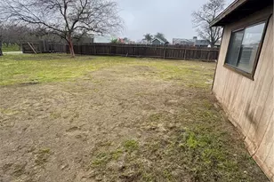 2433 W Clemenceau, Caruthers, CA 93609 - Photo 30