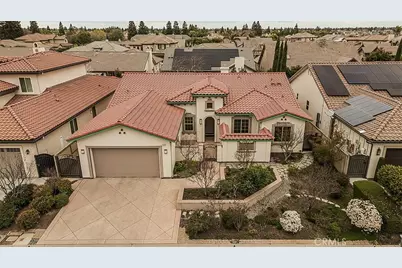 1562 N Empire Lane, Clovis, CA 93619 - Photo 48