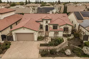 1562 N Empire Ln, Clovis, CA 93619 - Photo 48