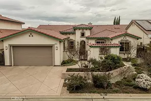 1562 N Empire Ln, Clovis, CA 93619 - Photo 1