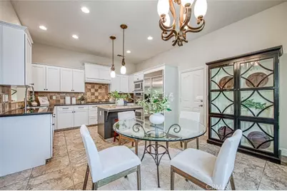 2824 E Omaha, Fresno, CA 93720 - Photo 12