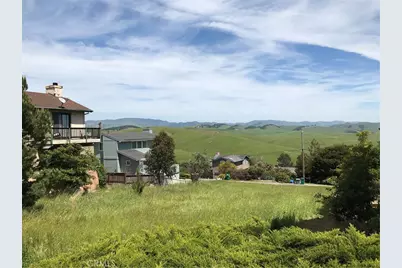 1739 Arliss Drive, Cambria, CA 93428 - Photo 2