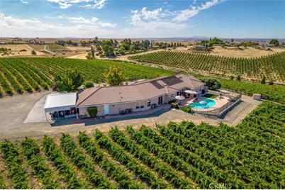6172 Hawk Ridge Place, Paso Robles, CA 93446 - Photo 1