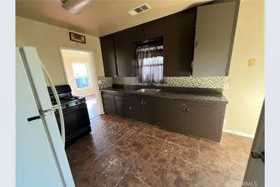 3326 W Henson, Riverdale, CA 93656 - Photo 10