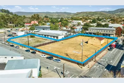 1390 Walker, San Luis Obispo, CA 93401 - Photo 2