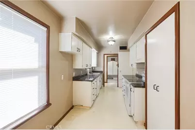 2038 H, Merced, CA 95340 - Photo 12