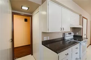 2038 H, Merced, CA 95340 - Photo 14