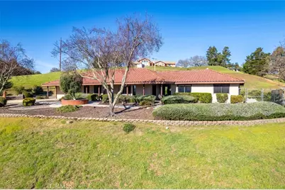 10900 Portal Rd., Atascadero, CA 93422 - Photo 2