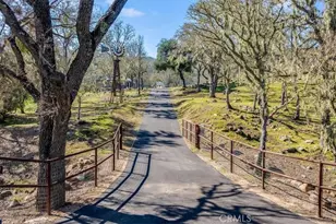 8160 Los Osos, Atascadero, CA 93422 - Photo 68