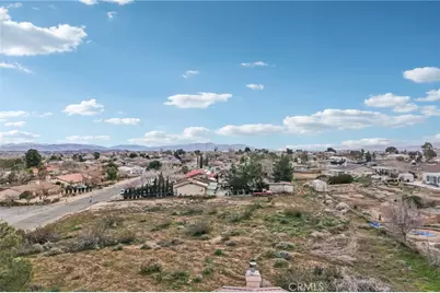 16531 Ponca, Victorville, CA 92392 - Photo 10