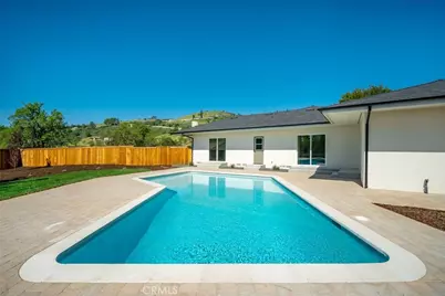 1026 Merry Hill Road, Paso Robles, CA 93446 - Photo 32