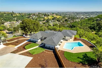 1026 Merry Hill Road, Paso Robles, CA 93446 - Photo 2