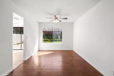 832 Chelsea Court, Simi Valley, CA 93065 - Photo 8