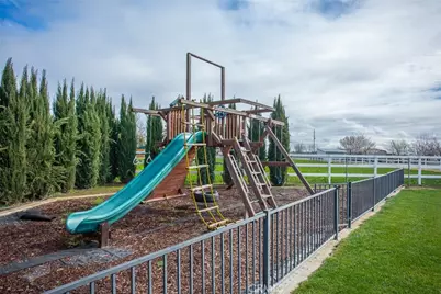 1559 Daphne, Yuba City, CA 95993 - Photo 54