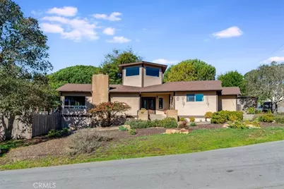 679 Orlando, Cambria, CA 93428 - Photo 2