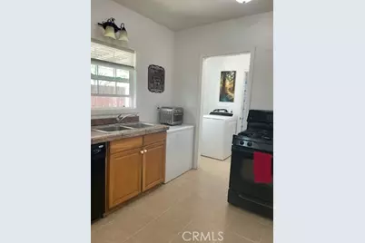 431 Douglas, Bakersfield, CA 93308 - Photo 8