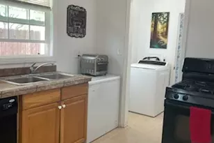 431 Douglas, Bakersfield, CA 93308 - Photo 8