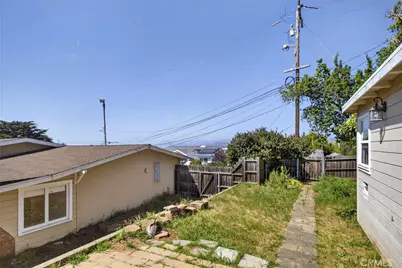 1000 Ridgeway, Morro Bay, CA 93442 - Photo 46