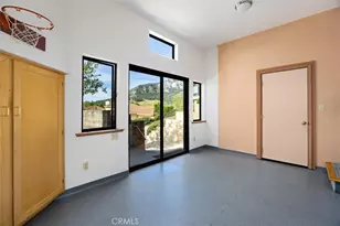 957 Skyline Dr, San Luis Obispo, CA 93405 - Photo 32