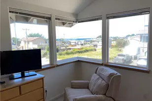 330 Jean St, Cambria, CA 93428 - Photo 32