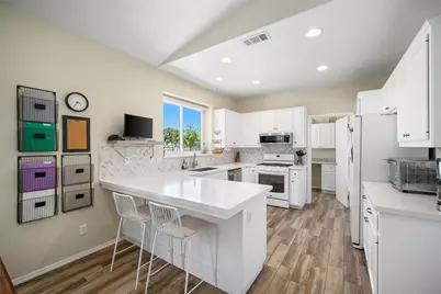 310 Whitewater, Templeton, CA 93465 - Photo 16