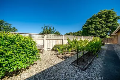 1736 Royal Court, San Luis Obispo, CA 93405 - Photo 16