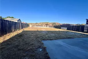 210 Calle Arroyo, Shandon, CA 93461 - Photo 14