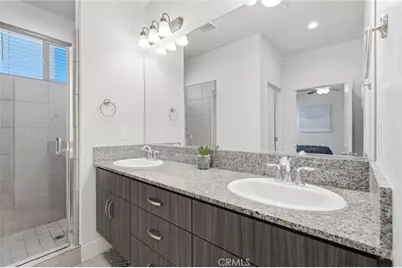 3432 W Good, Visalia, CA 93277 - Photo 40